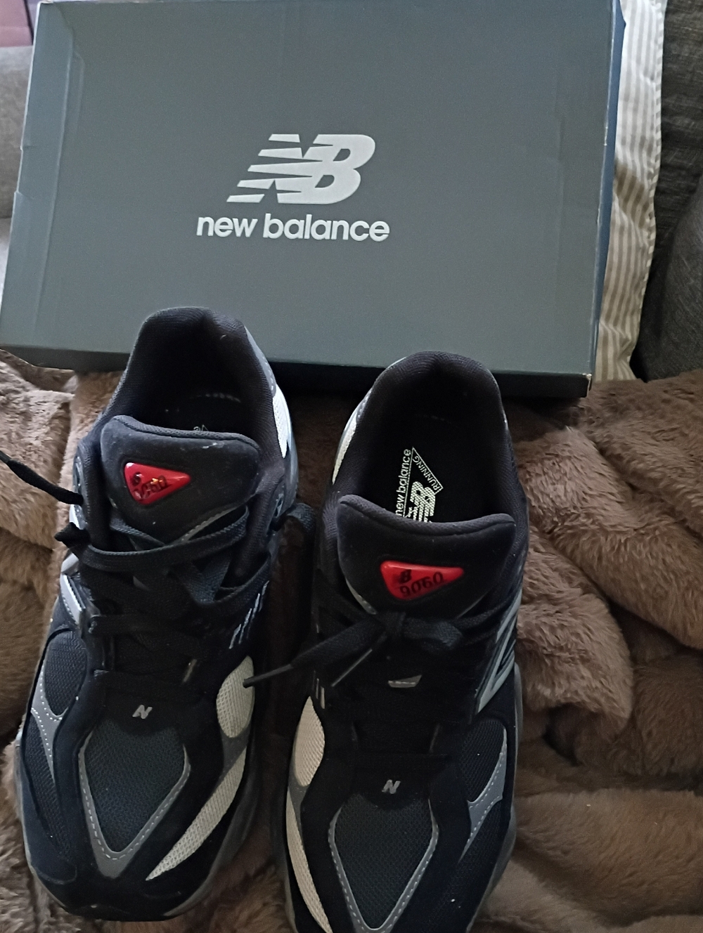 Kids Youth New Balance 9060 Sneakers